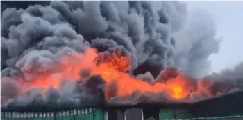 Російські дрони вдарили по підприємству у Маневичах – спалахнула масштабна пожежа