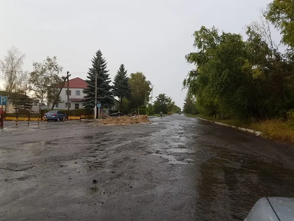 «Ями на ямі», або як виглядає вулиця у Луцьку
