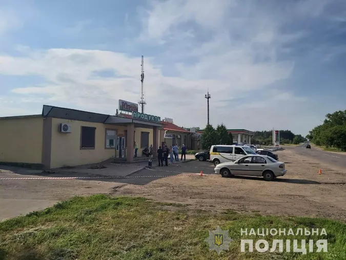 Злодії-лузери підірвали банкомат, але грошей так і не вкрали (фото)