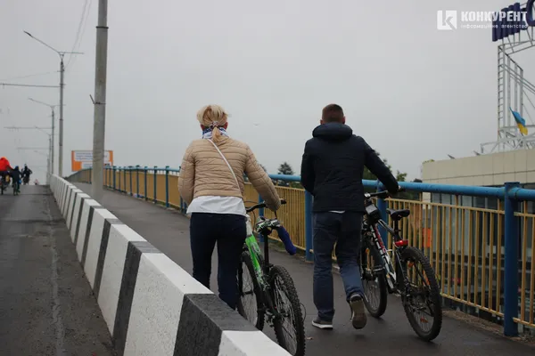 Велопробіг, вишиванки, ЗСУ❤️: як Луцьк відзначає особливий День міста (фото, відео)