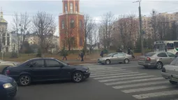 У Луцьку BMW врізалась у «шкоду» на переході (фото)