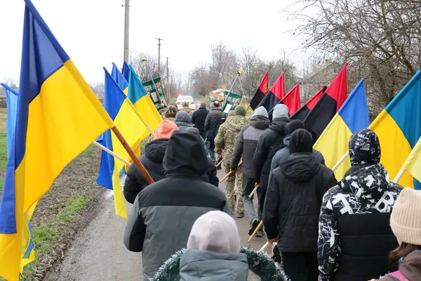 Понад рік вважався зниклим: на Волині попрощалися із солдатом Василем Цвілюком (фото)