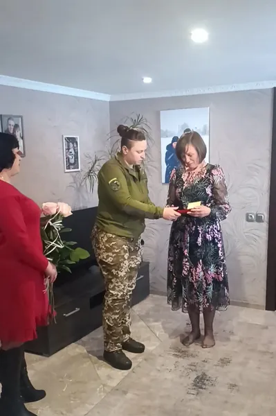 Дружині воїна з Волині передали посмертний орден чоловіка