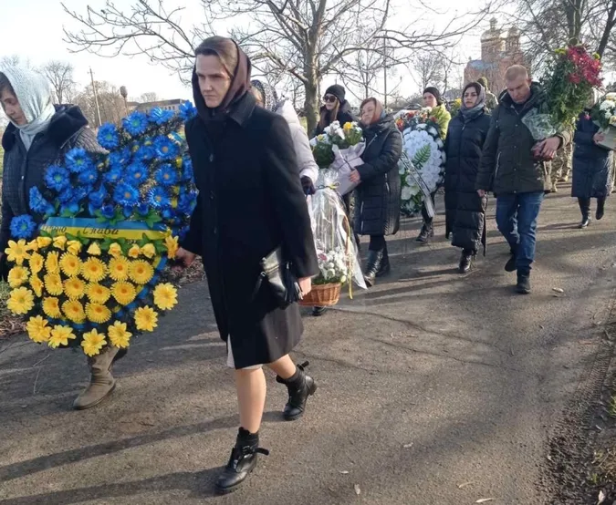 На Волині попрощалися із 28-річним воїном Назаром Фіщуком (фото)