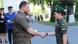 Міністр Кліменко вручив прикордонниці з Волині орден княгині Ольги (фото)