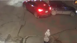 У Луцьку «фольксваген» задом протаранив «мазду» (відео)