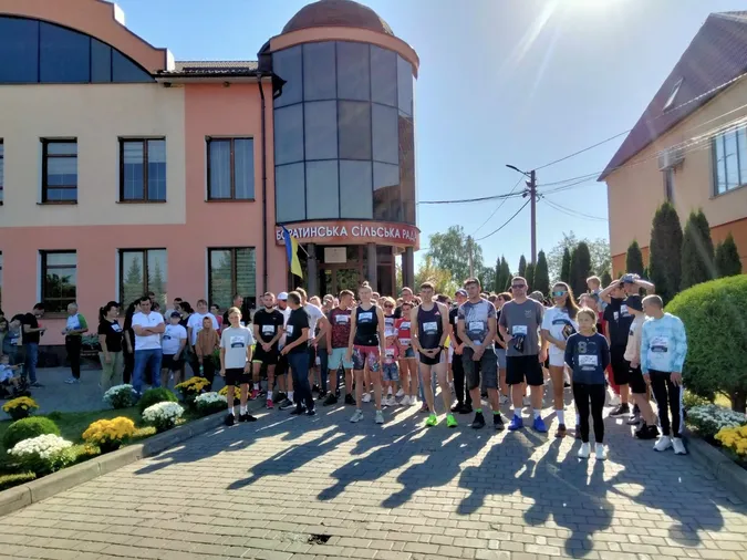 У Боратинській громаді вперше відбувся забіг «Шаную воїнів, біжу за героїв України»