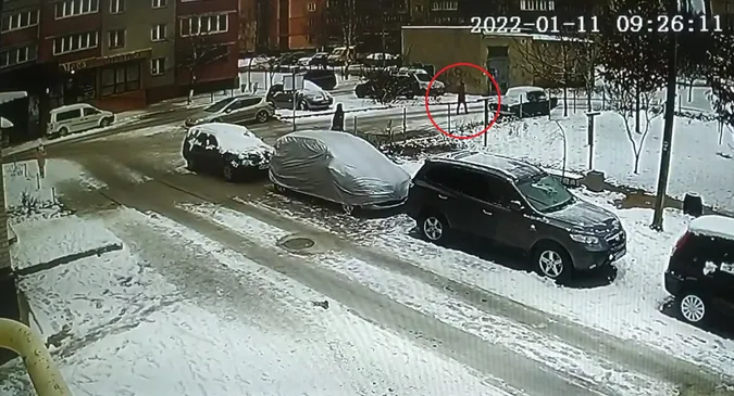 У Луцьку просять упізнати хлопця, який на Кравчука знайшов документи (відео)