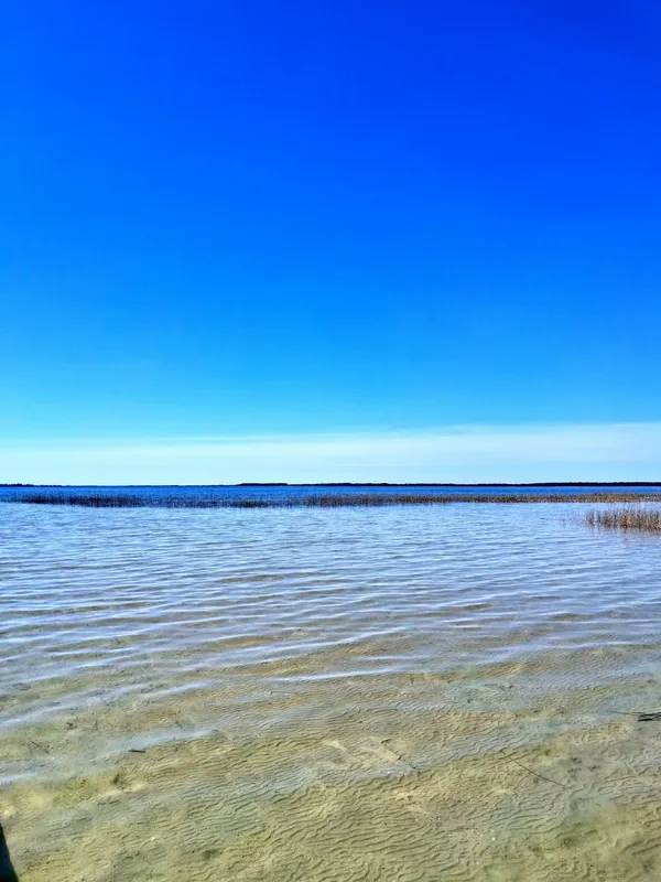 На порозі сезону Світязь показав свою небесну красу (фото)