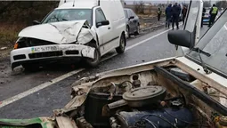 На волинській трасі зіткнулися три авто: є потерпіла (фото)