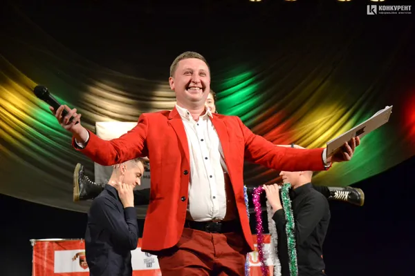 «Як не ми, то хто?»: оголосили переможців студентської «Ліги сміху Волинь» (фото)