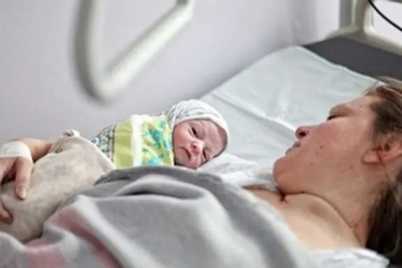 У Нацслужбі здоров’я пояснили, як рахували вартість пологів для українців