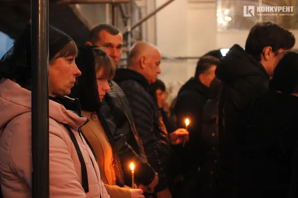 «Був доброю душею»: у  Луцьку попрощалися із воїном Юрієм Сапожником (фото, відео)