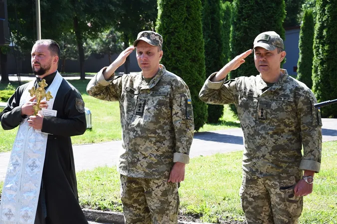 На Волині звільнили у запас прикордонників-строковиків (фото)