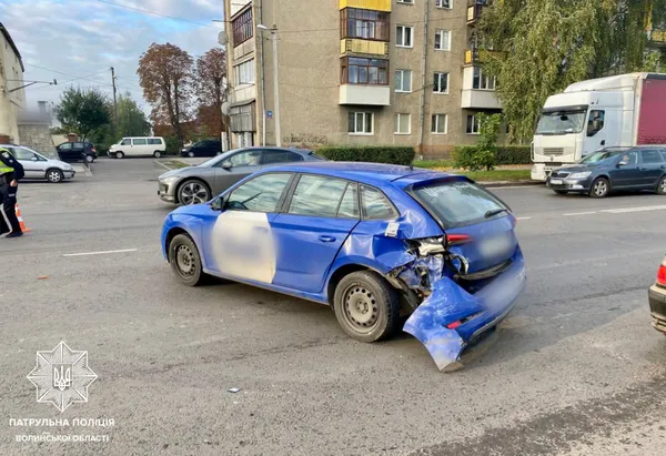 У Луцьку на Дубнівській не розминулись Skoda і Volkswagen (фото)