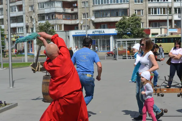 ..., але спритно втік від «покарання»)