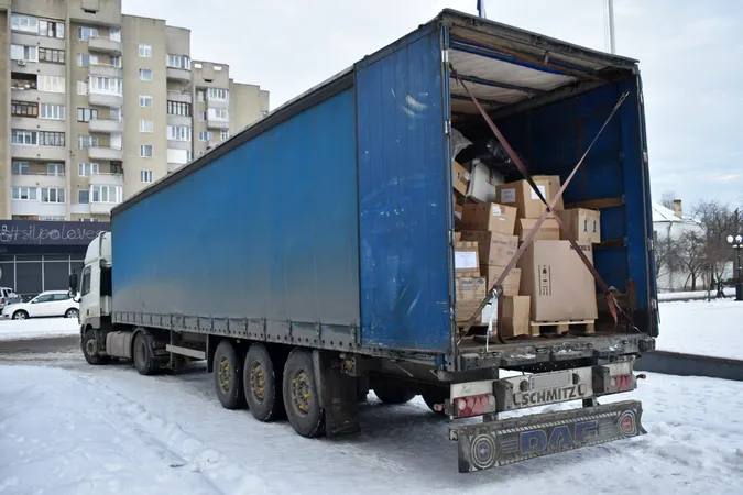З Волині відправили гуманітарну допомогу в Херсон (фото)