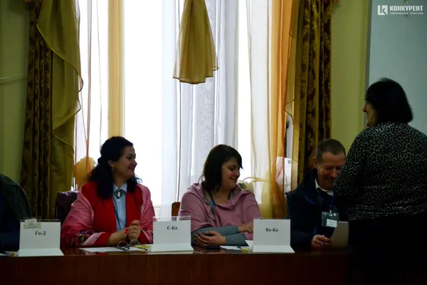 У СНУ тривають вибори ректора із одним кандидататом у бюлетені  (фото)
