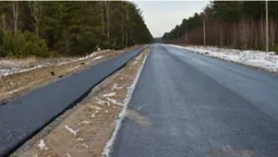 Вздовж дороги до Шацьких озер будують велодоріжку (фото)