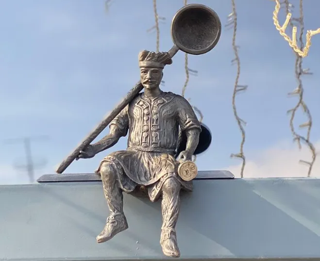 У Луцьку з'явився новий кликун (фото)