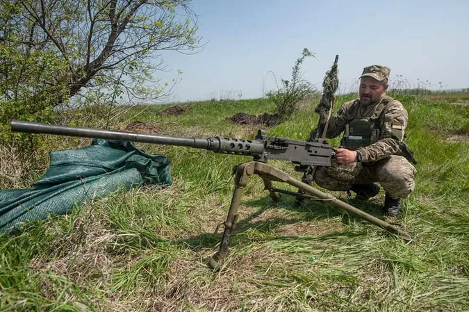 Уже 29 350 окупантів і понад 1 300 танків: втрати ворога на 24 травня