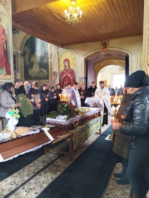 На Волині в останній земний шлях провели захисника Володимира Андрійчука (фото)