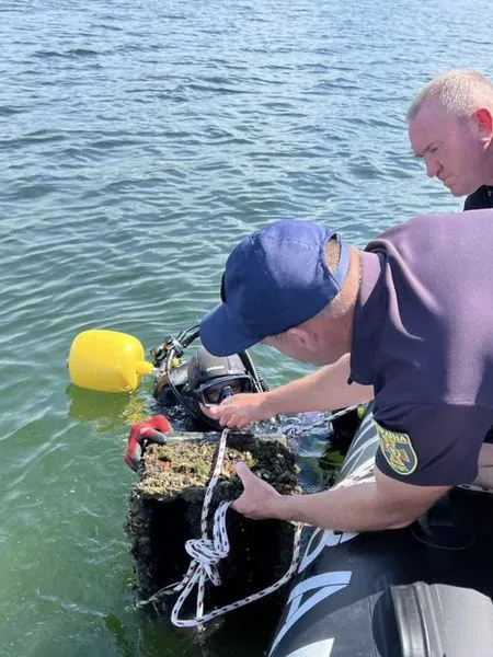 Волинські водолази спускалися під воду на глибину понад 5 метрів (фото)