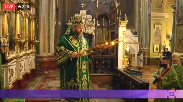У Луцькому соборі – святкова літургія (відео)