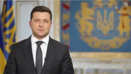 Не бігти по гречку і сірники: Зеленський закликав громадян зберігати спокій (відео)
