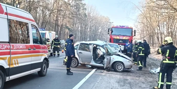 У лікарні помер травмований у ДТП під Луцьком водій