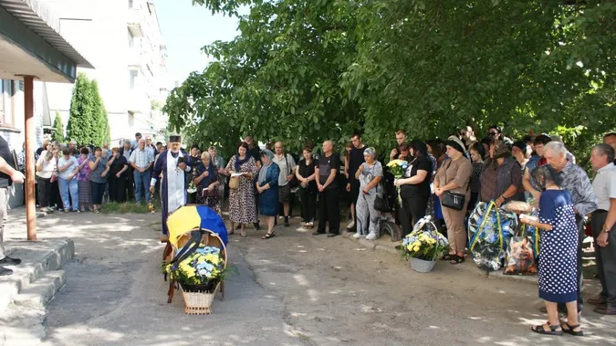 На Волині в останню земну дорогу провели Героя Олексія Калюха (фото)