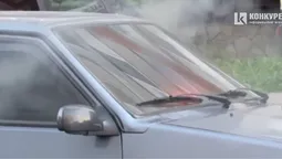 У Луцьку в дворі зайнялась припаркована автівка