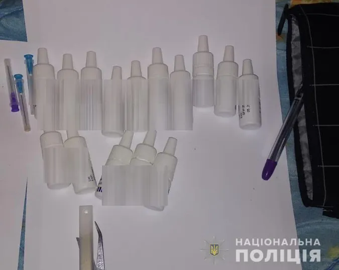 У Нововолинську затримали жінку, яка торгувала наркотиками «з рук у руки» (фото, відео)