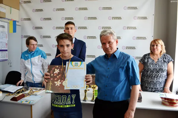 Свято розуму: за підтримки «Кромберг енд Шуберт» у Луцьку відбувся дитячий шаховий турнір (фото)