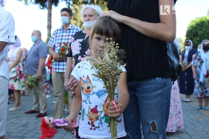 Як у центрі Луцька святкували Медового Спаса (фото)