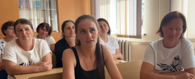 Зібрали говорити про водопровід, а «закрили» школу: у селі на Рівненщині – скандал (відео)