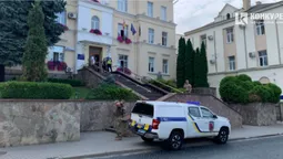 У Луцьку повідомили про замінування міської ради – усіх евакуювали (фото)