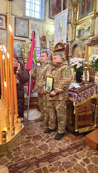 На Волині попрощалися із загиблим молодим воїном Богданом Божком (фото)