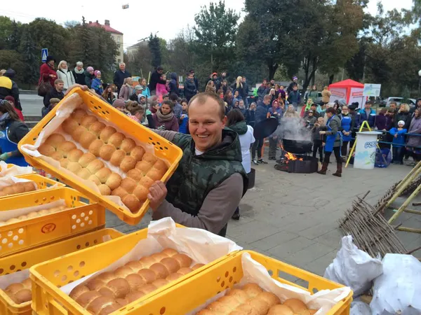 Валерій Пельц: від КВНу до стронгмену