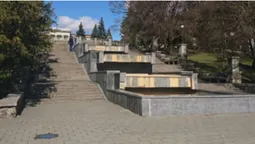 Луцьк чистять від дивних написів (фото)