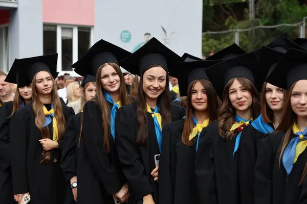 У Луцьку посвятили в студенти понад 3,4 тисячі першокурсників ВНУ (фото)