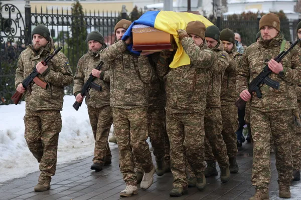 У Луцьку попрощалися з загиблим на війні відомим спортсменом Олексієм Бондаренком (фото)
