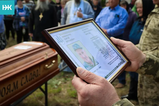 Понад два роки вважався зниклим безвісти: на Волині попрощались з Героєм Сергієм Ковальчуком (фото)