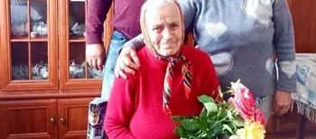97 років життя: на Волині привітали одну з найстарших жительок громади