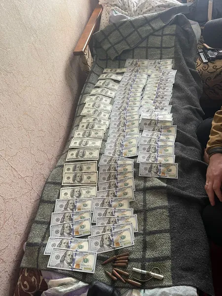 В'язні-шахраї з Маневицької колонії видурювали гроші в родичів полонених (фото)