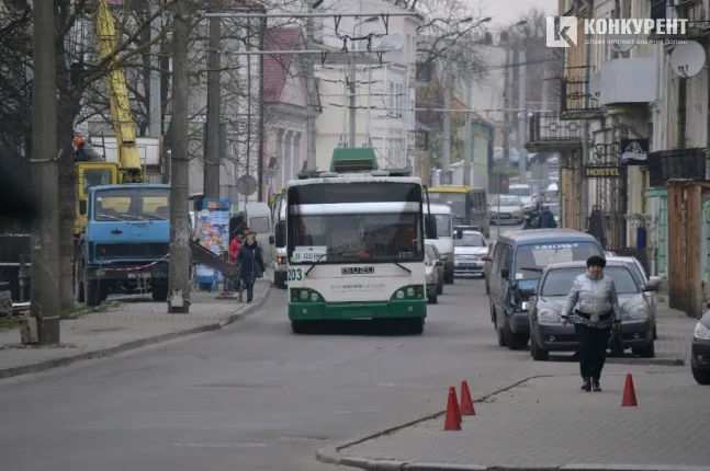 Мільйон гривень  на полицях, або Коли у луцьких тролейбусах запрацюють валідатори