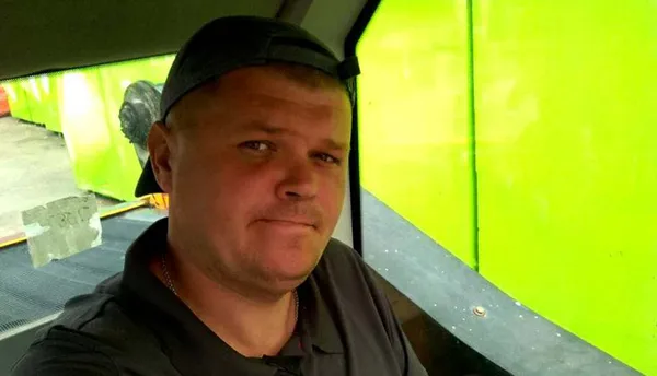 На Волині чоловік із «жигулів» змайстрував тракторець (фото)
