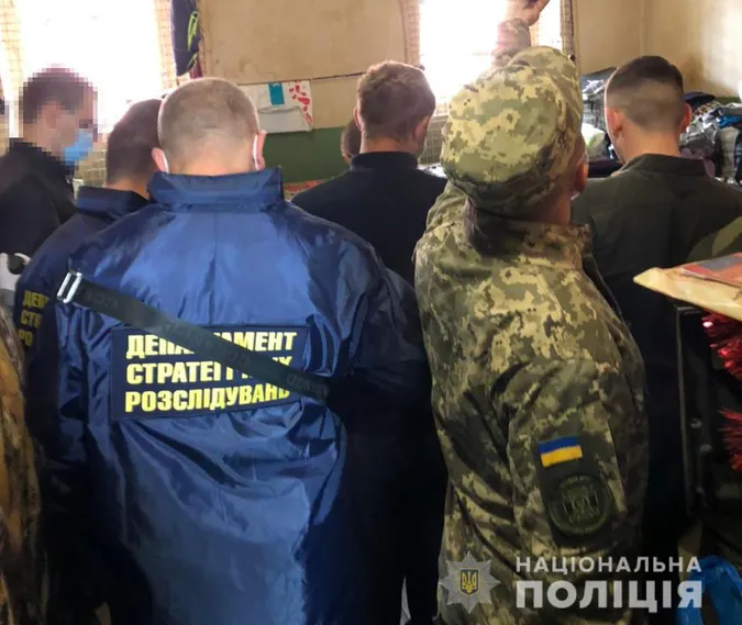 Волинянин став «авторитетом» у прикарпатському СІЗО (фото)