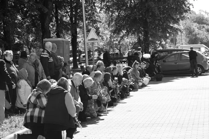 Загинув на Донеччині: у Луцьку попрощалися з Юрієм Кравчуком (фото)