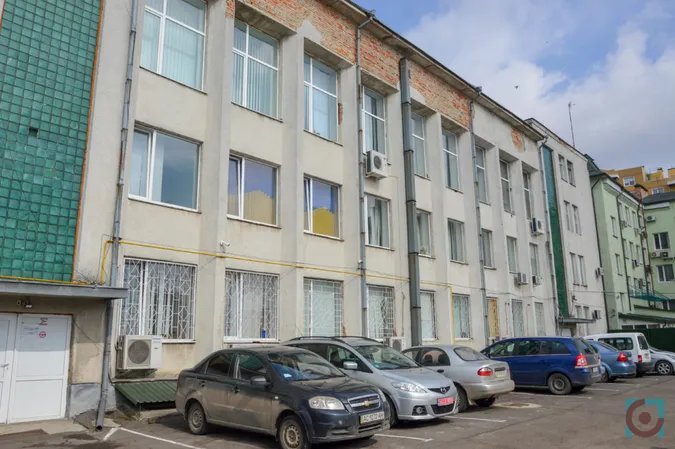 Хто на чому їздить: показали автопарки волинських міськрад (фото)